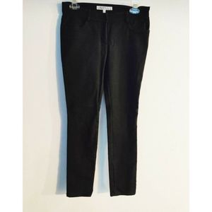Generra Second Skin Clothes Black Mid-Rise Skinny Pants EUC Size 2
